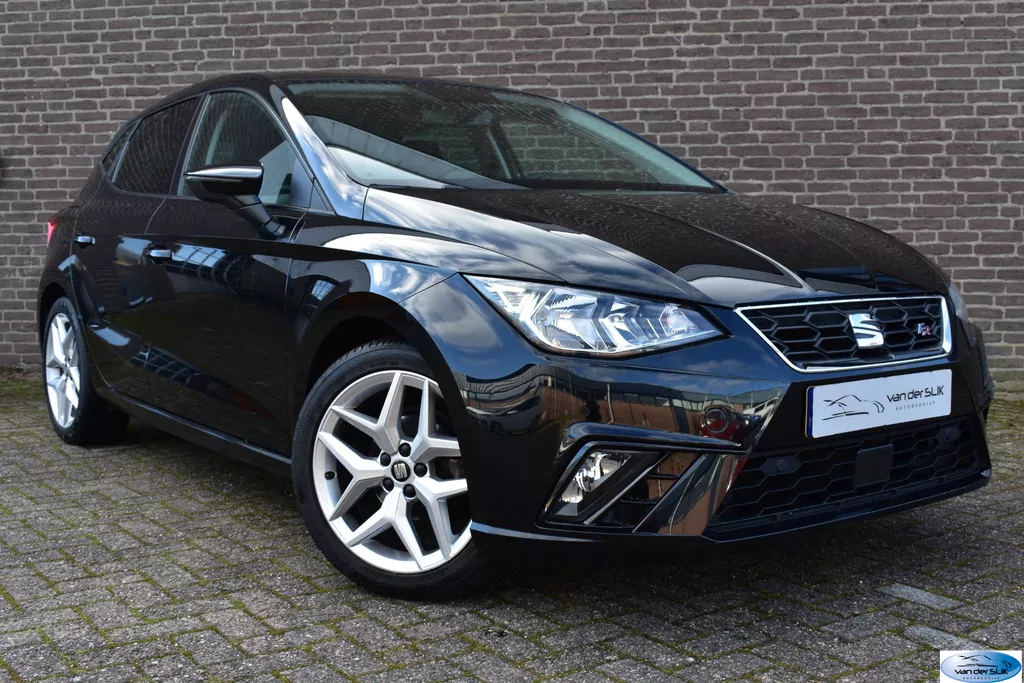 SEAT Ibiza 1.0 TSI FR Business Intense Apple Carplay, Achteruitrijcamera, Beats Audio, NL auto