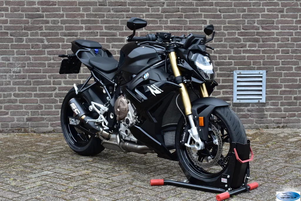 BMW S1000R Fabriekgarantie t/m 2027, Cruise Control, Handvatverwarming, Adaptieve dempersysteem